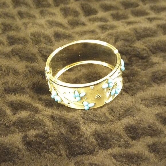 unknown Jewelry - Silver mesh cuff bracelet with turquoise beading